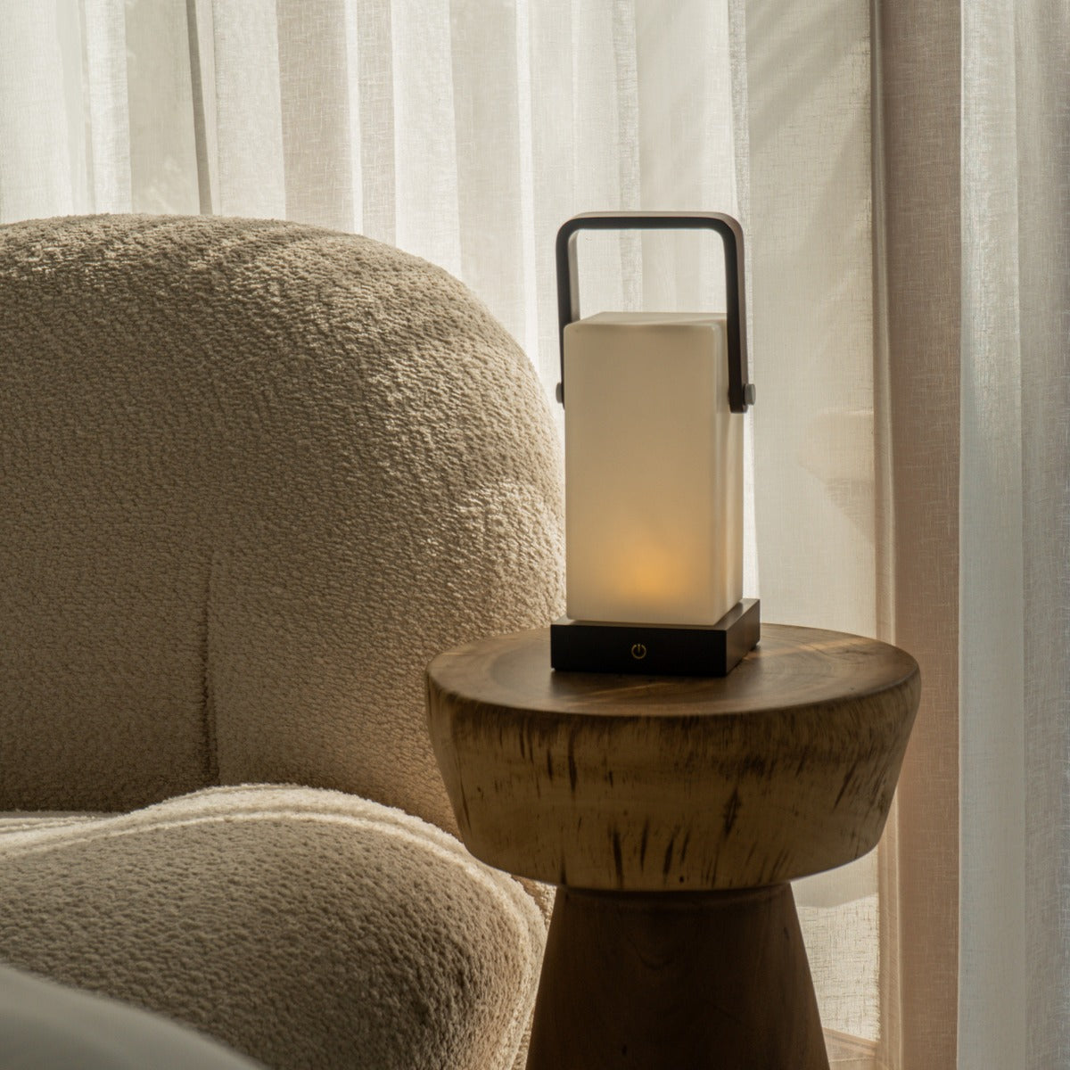 Harper Dark Brown Wooden Lamp – Cordless Rechargeable Table Lamp with Handle - Tavellio