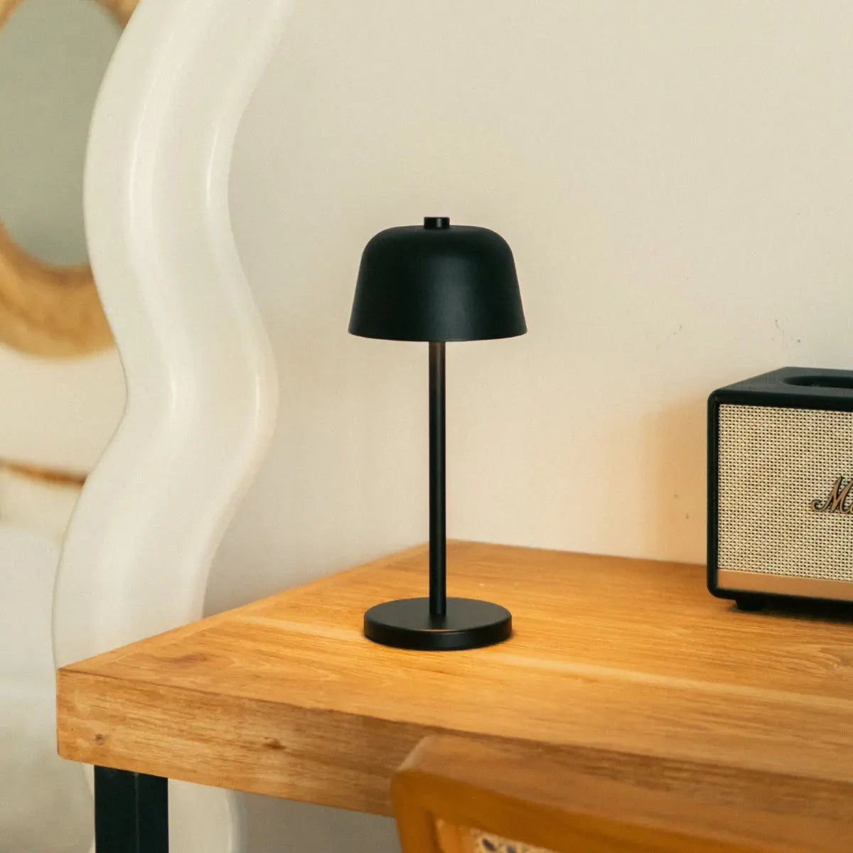 Anton black - Rechargeable iron table lamp Tavellio