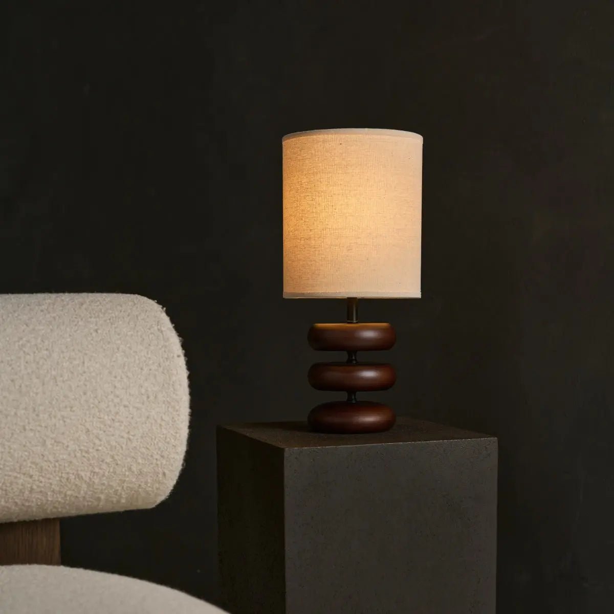 Lara Dark Brown Wooden Table Lamp with Cream Linen Shade – Rustic Home Lighting Tavellio