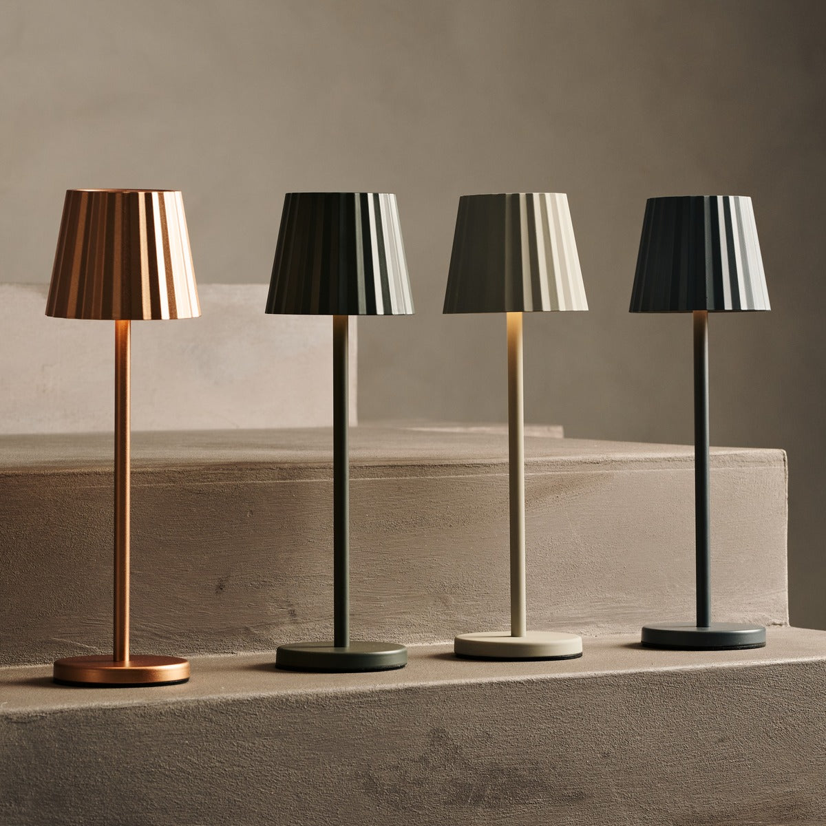 Sustainable-design-The-power-of-metal-wireless-table-lamps Tavellio