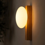 Matthew light brown - Stylish wooden cordless wall lamp Tavellio