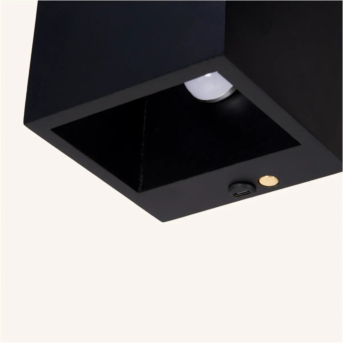 Sand Black Square Wall Lamp | Rechargeable, Dimmable & Cordless Lighting Tavellio