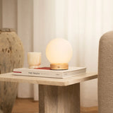 Flore Wooden Lamp with Glass Bulb – Rechargeable & Dimmable Cordless Light Tavellio