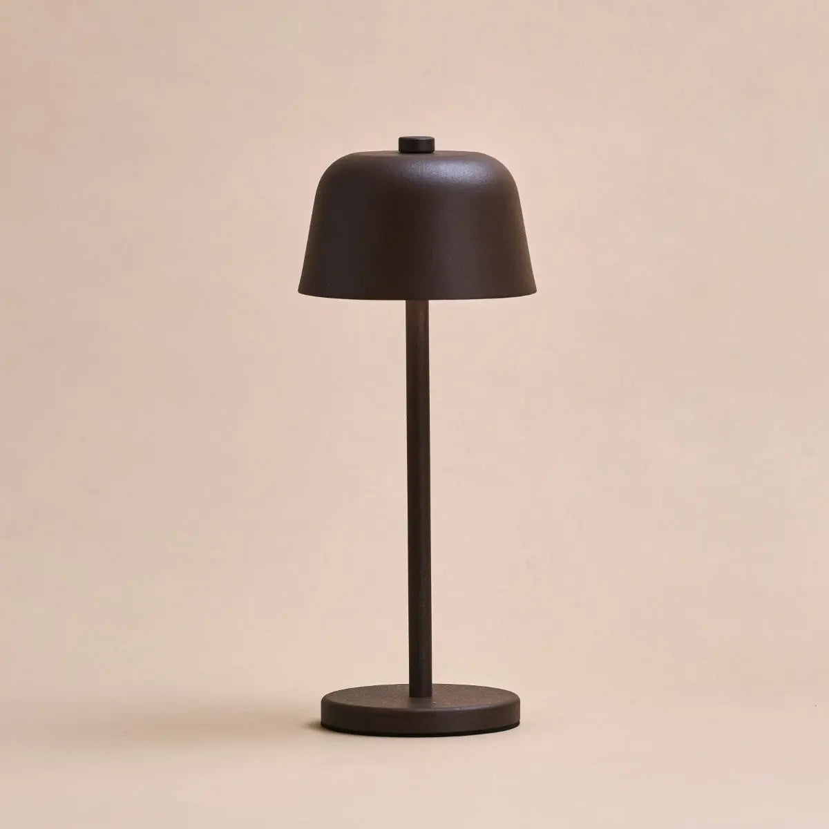 Anton Mocha Brown Rechargeable Table Lamp | Sleek & Cordless Lighting Tavellio