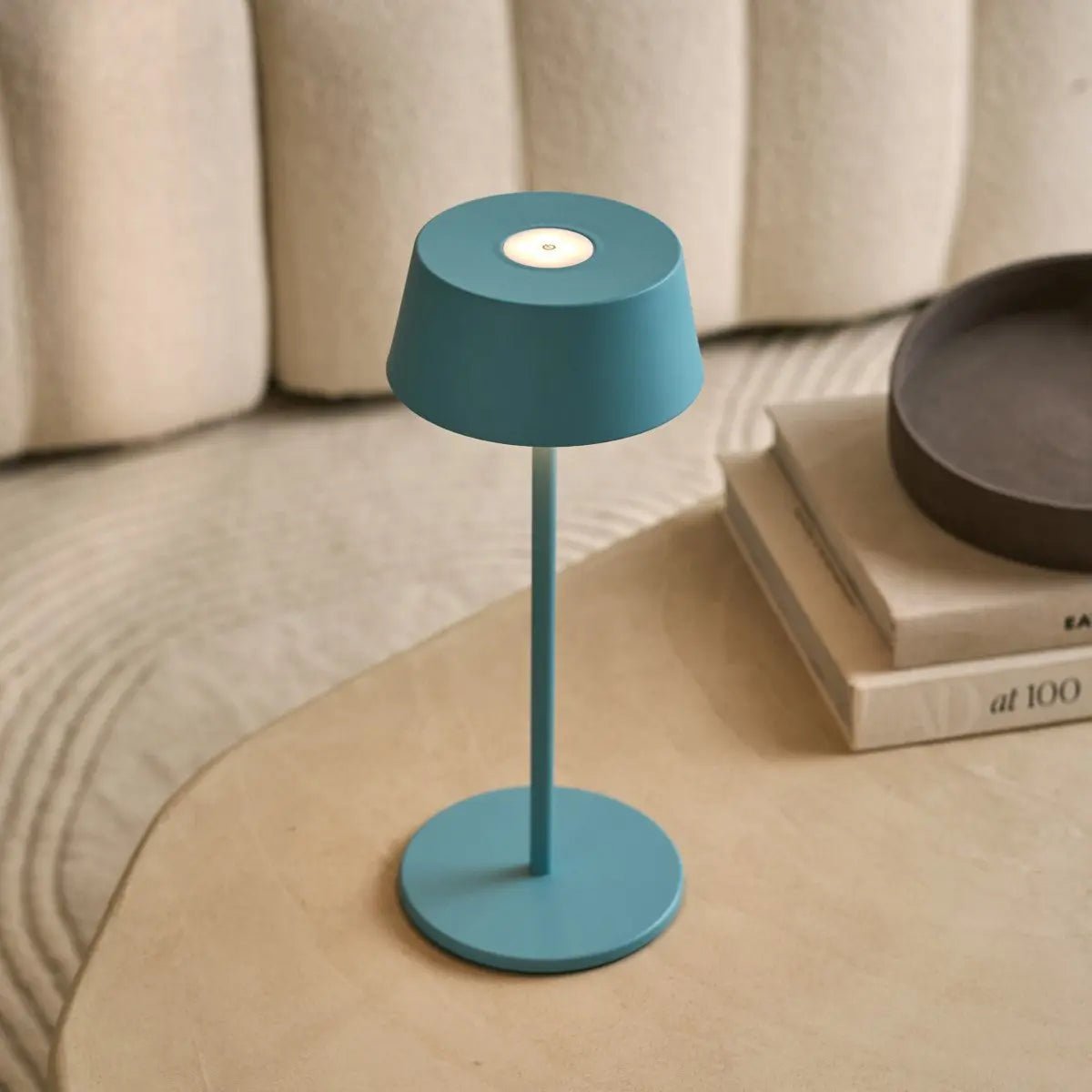 Hugo Amsterdams Blue Rechargeable Iron Table Lamp - Dimmable, Stylish & Cordless Tavellio