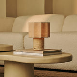 Bonnard Beige – Travertin Wiederaufladbare Tischlampe 