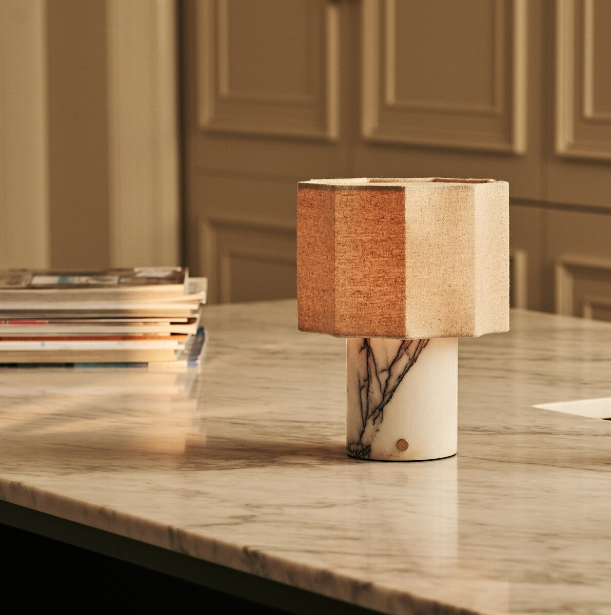 Bonnard White – Lilac Marble Rechargeable Table Lamp | Cordless, Up to 100 Hours & Linen Blend