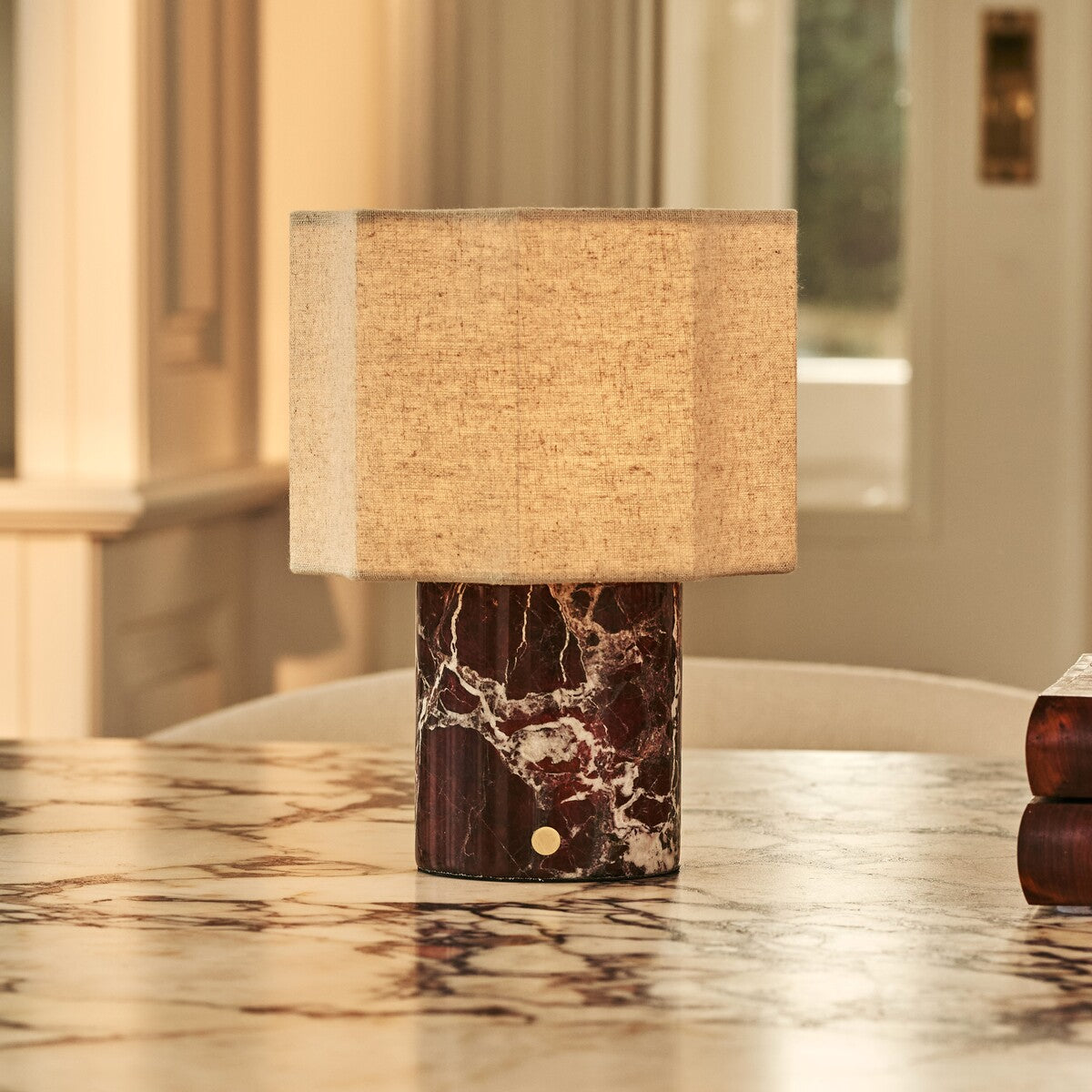 Bonnard Red – Rosso Levanto Marble Rechargeable Table Lamp | Cordless, Up to 100 Hours & Linen Blend
