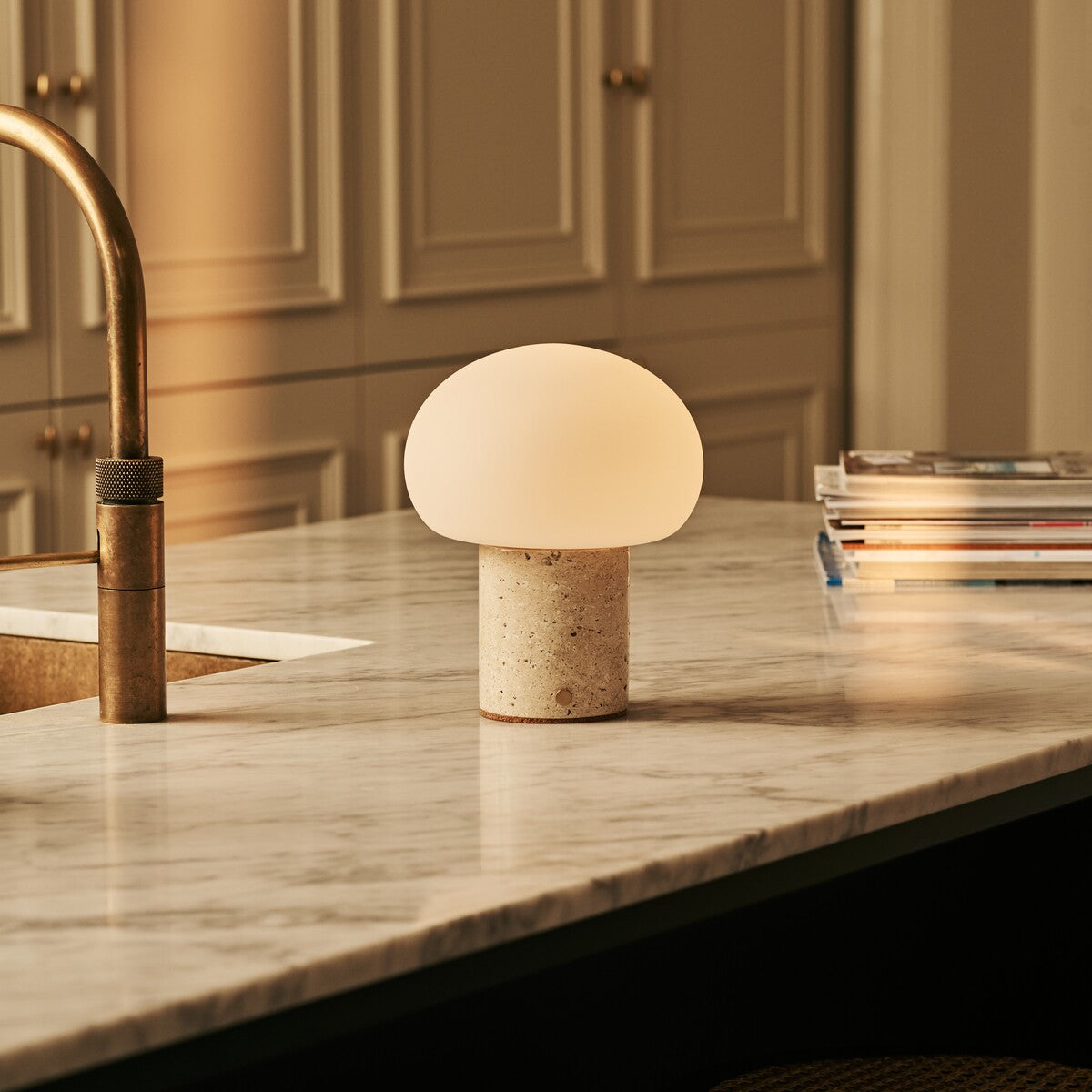 Coddé Beige – Travertino Classico Travertine Marble Rechargeable Table Lamp | Modular Lampshade, Versatile & Dimmable