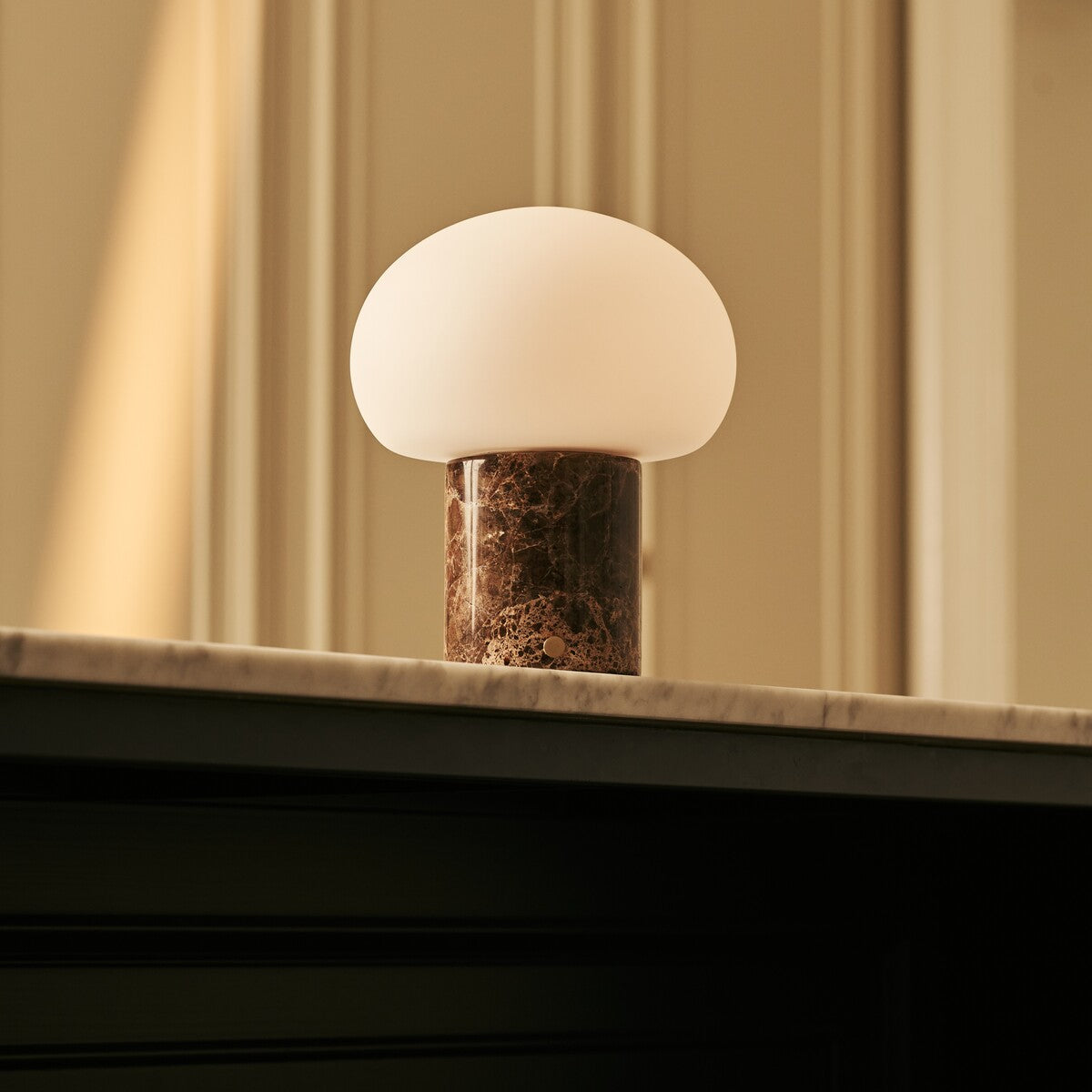 Coddé Brown – Emperador Dark Marble Rechargeable Table Lamp | Modular Lampshade, Versatile & Dimmable