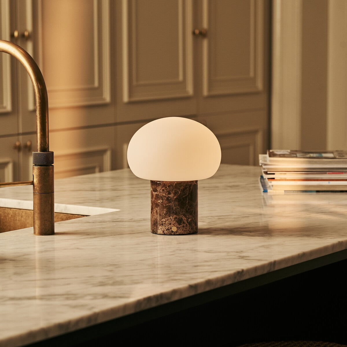 Coddé Brown – Emperador Dark Marble Rechargeable Table Lamp | Modular Lampshade, Versatile & Dimmable