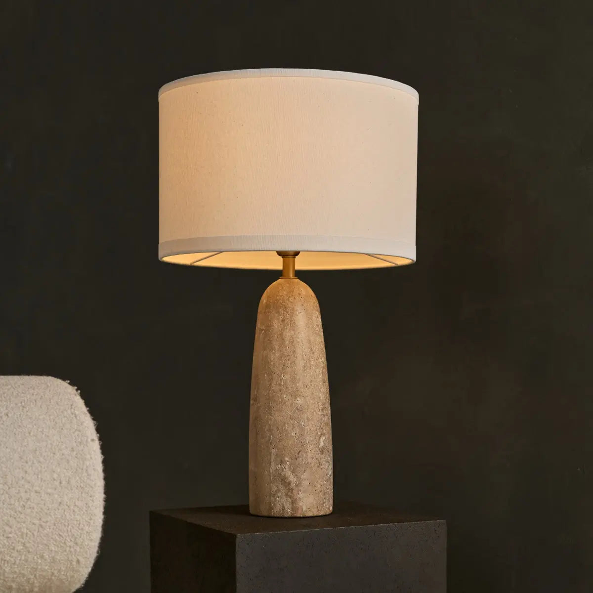 Isla Travertine Lamp with Cotton Shade – Elegant and Timeless Tavellio
