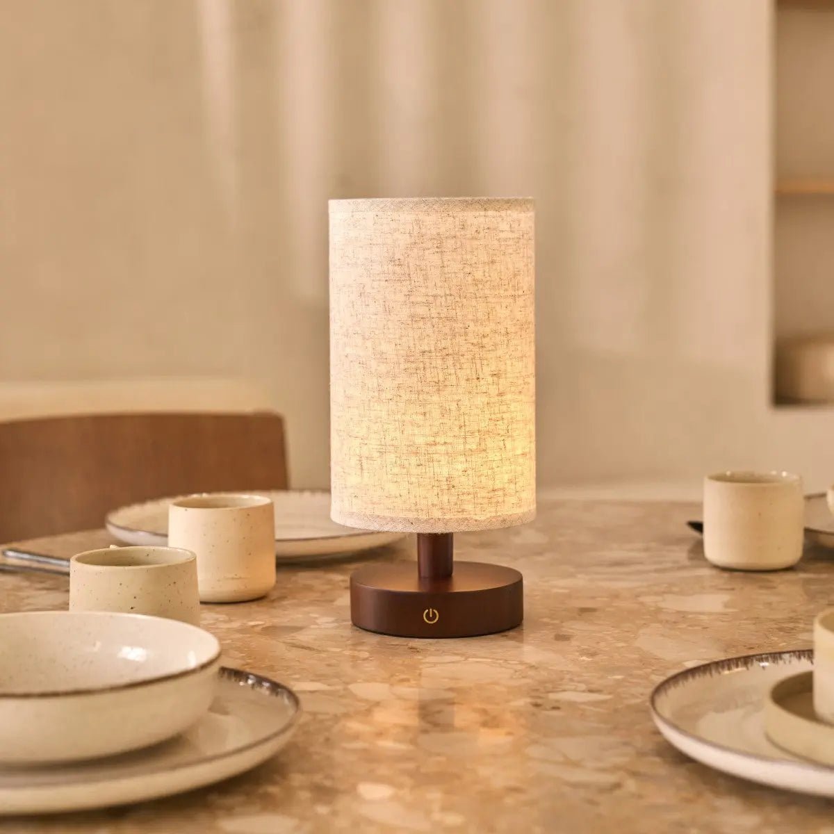 Ben Wooden Dark Brown Table Lamp – Rechargeable, Dimmable, USB-C Powered Tavellio