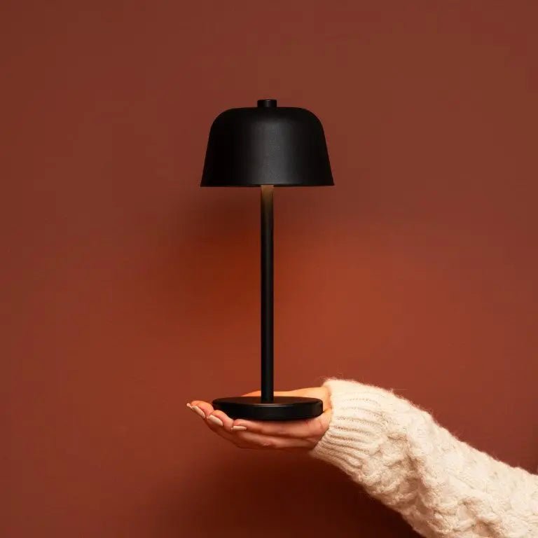 Anton Black Rechargeable Table Lamp | Stylish & Cordless Lighting Tavellio
