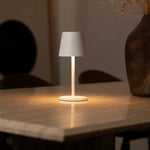 James White Rechargeable Table Lamp – Cordless, Dimmable & Elegant Tavellio