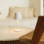 James White Rechargeable Table Lamp – Cordless, Dimmable & Elegant Tavellio