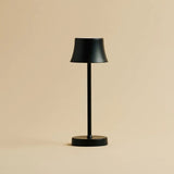 De Pijp Mini Midnight Black Rechargeable Table Lamp – Wireless Charging, Dimmable Lamp & 3 Light Colors Tavellio