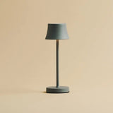 De Pijp Mini Mouse Grey Rechargeable Table Lamp – Wireless Charging, Dimmable Lamp & 3 Light Colors Tavellio