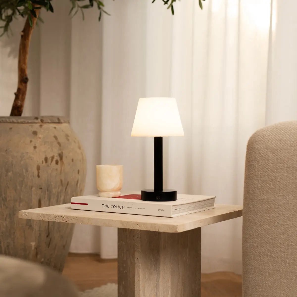 Zoë Black Wooden Rechargeable Table Lamp | Dimmable & Portable | 80-Hour Battery Life Tavellio