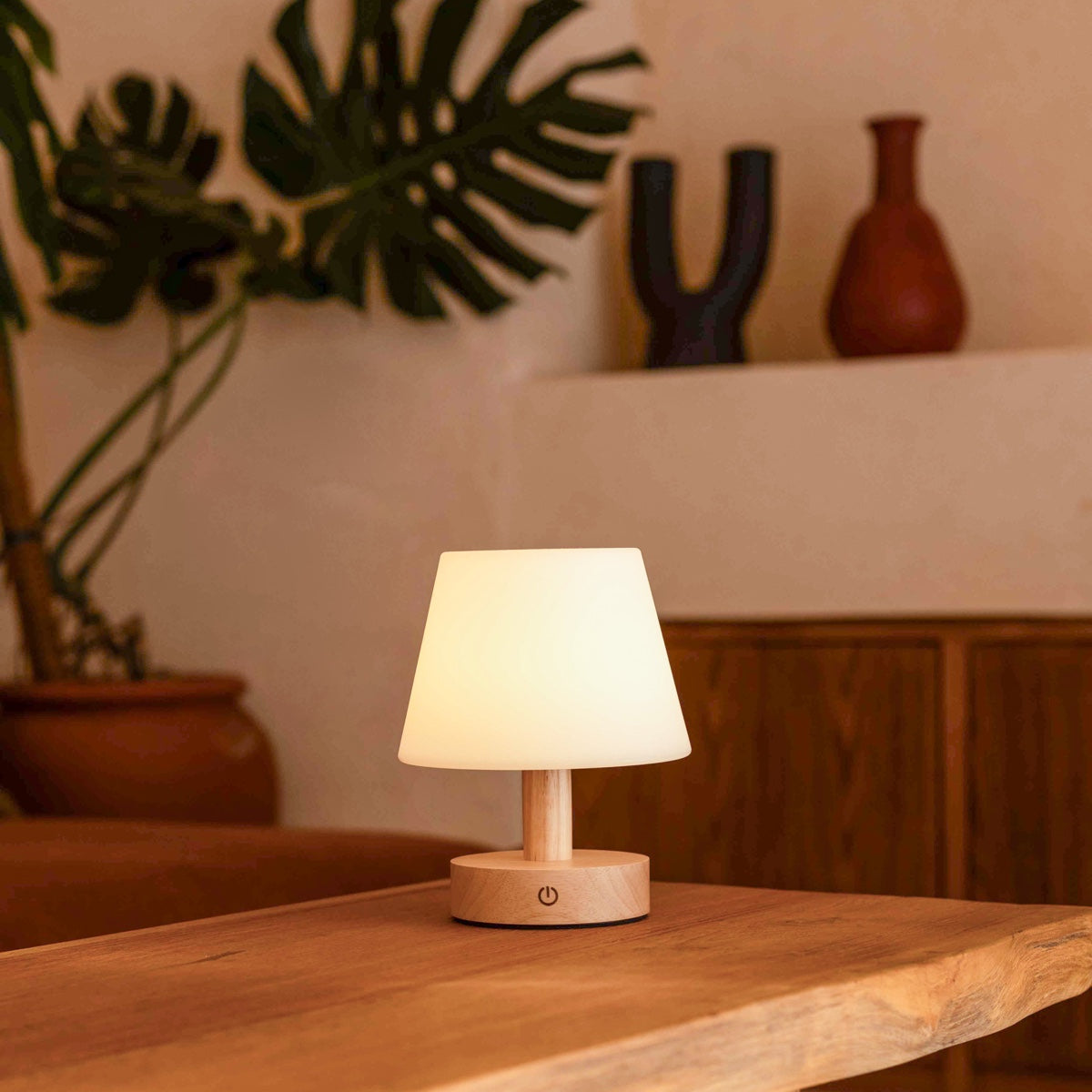 Teddy Light Brown Wooden Rechargeable Table Lamp – Dimmable, USB-C, 100-Hour Battery Life