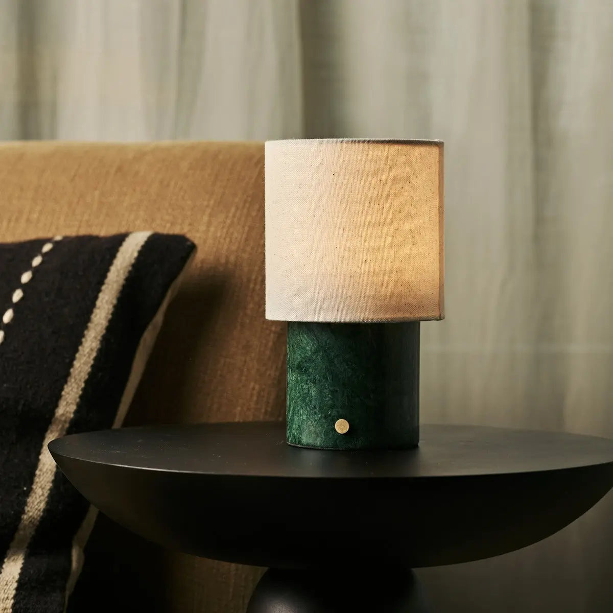 Dou Green / Verde Alpi – Marble Rechargeable Table Lamp – Cordless, 3 Light Modes & With Linen Interchangeable Lampshade