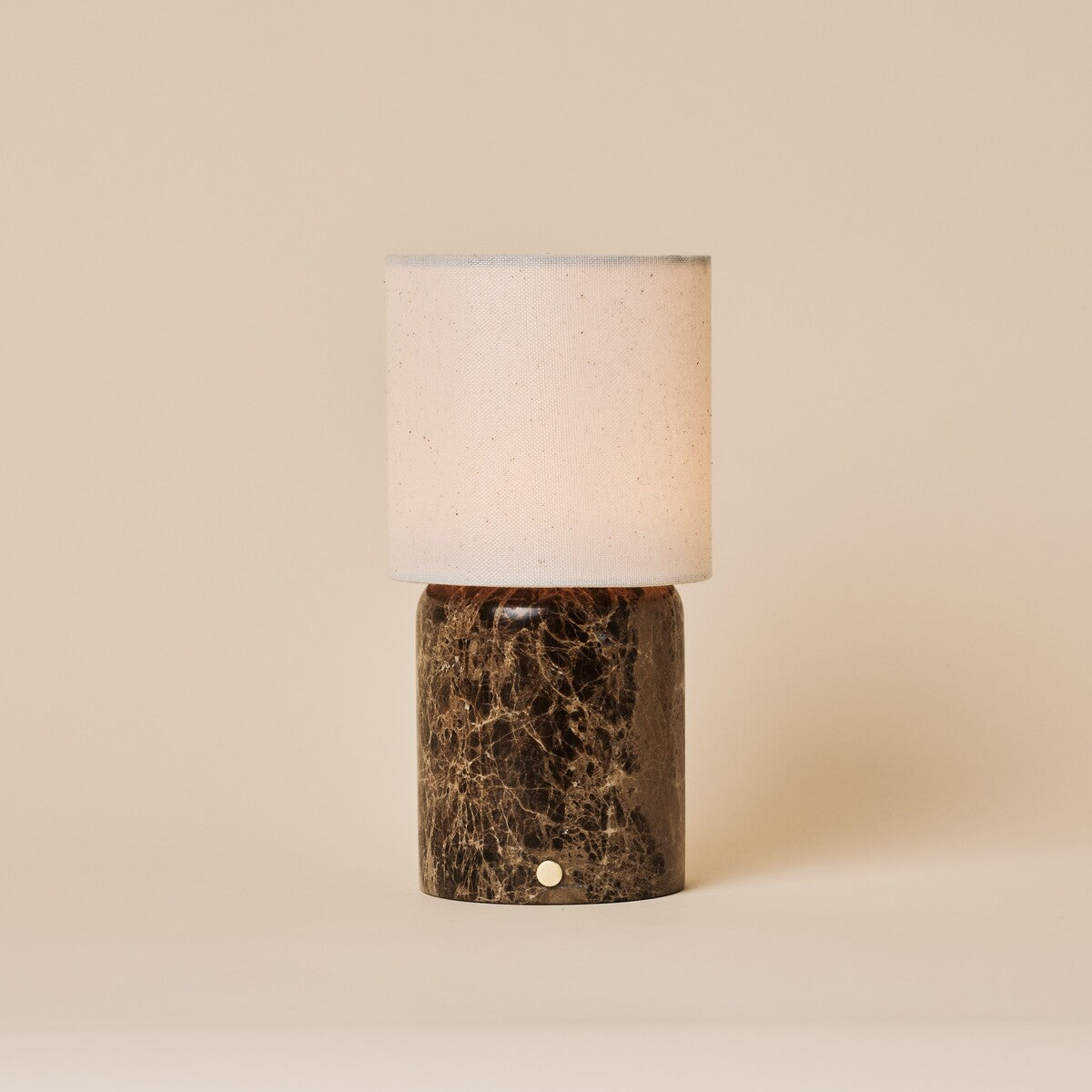 Dou Large rechargeable table lamp with dark emperador marble base and a natural linen drum shade