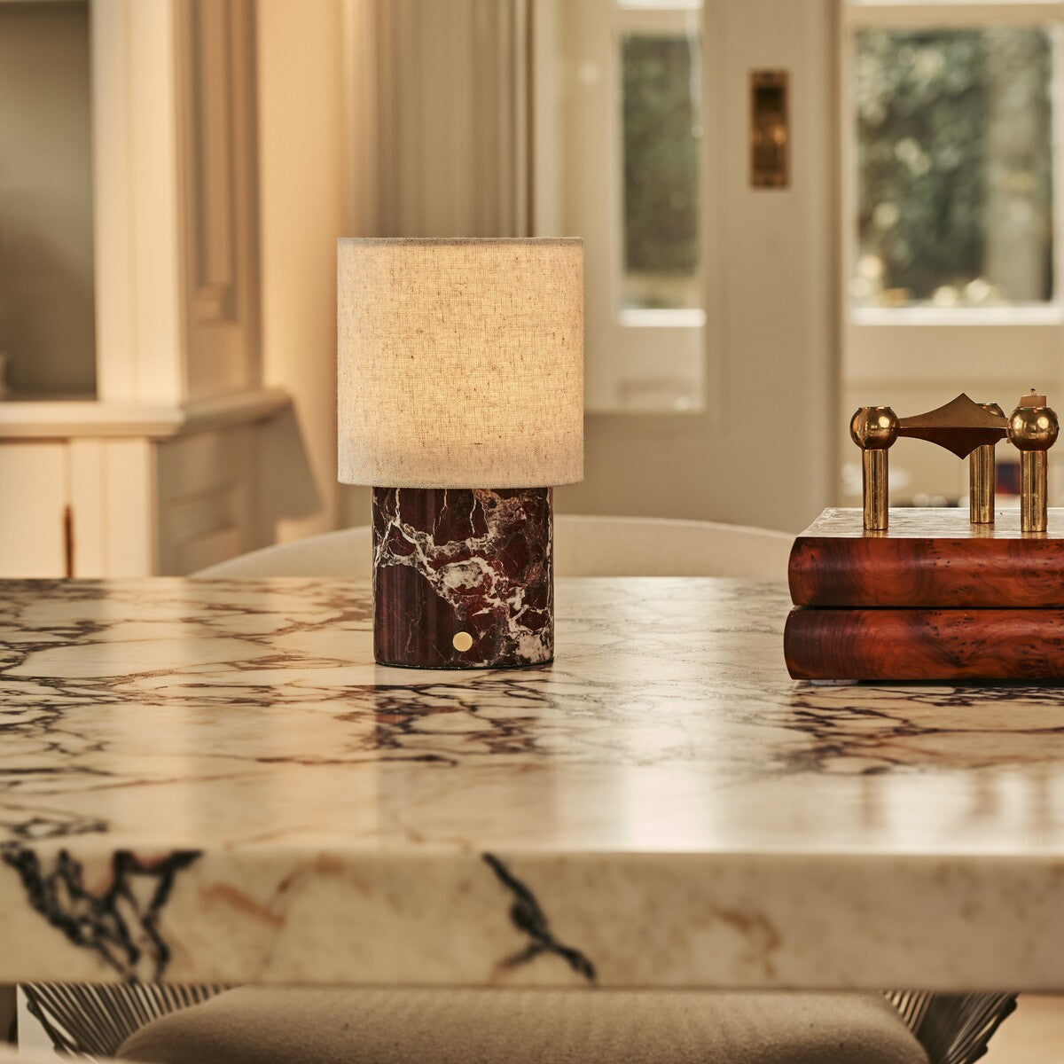Dou Red – Rosso Levanto Marble Rechargeable Table Lamp | Battery, Dimmable & Interchangeable Lampshade