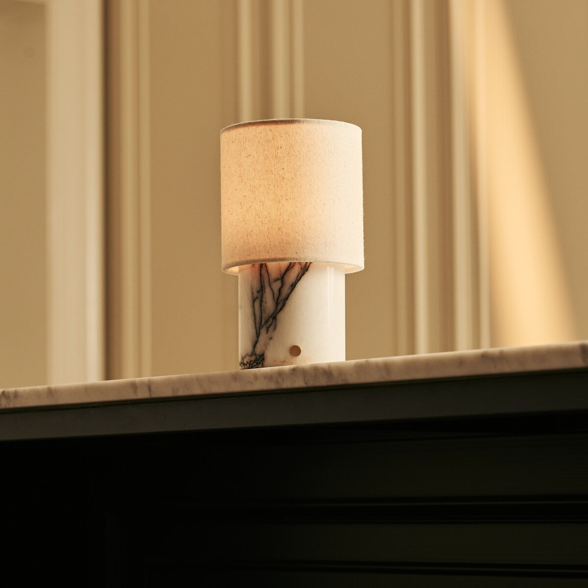Dou White – Lilac Marble Rechargeable Table Lamp | Battery, Dimmable & Interchangeable Lampshade