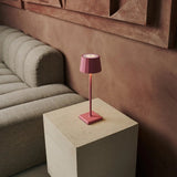 Wouter Flamingo Pink Rechargeable Table Lamp – Wireless Charging, Dimmable, 120-Hour Battery Life Tavellio