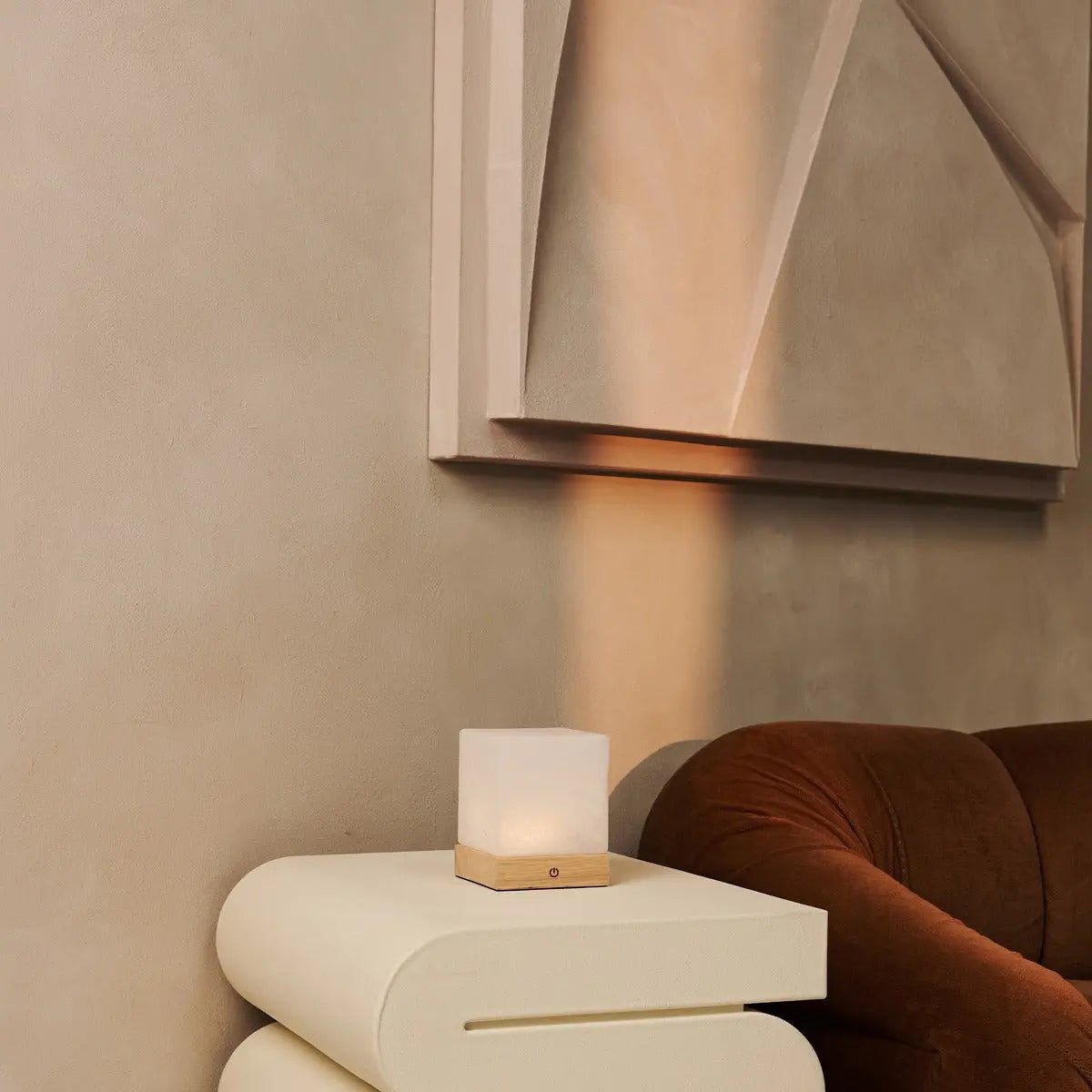 Yce Light Brown Cordless Wooden Lamp with Frozen Glass – Rechargeable, Dimmable, 100-Hour Battery - Tavellio