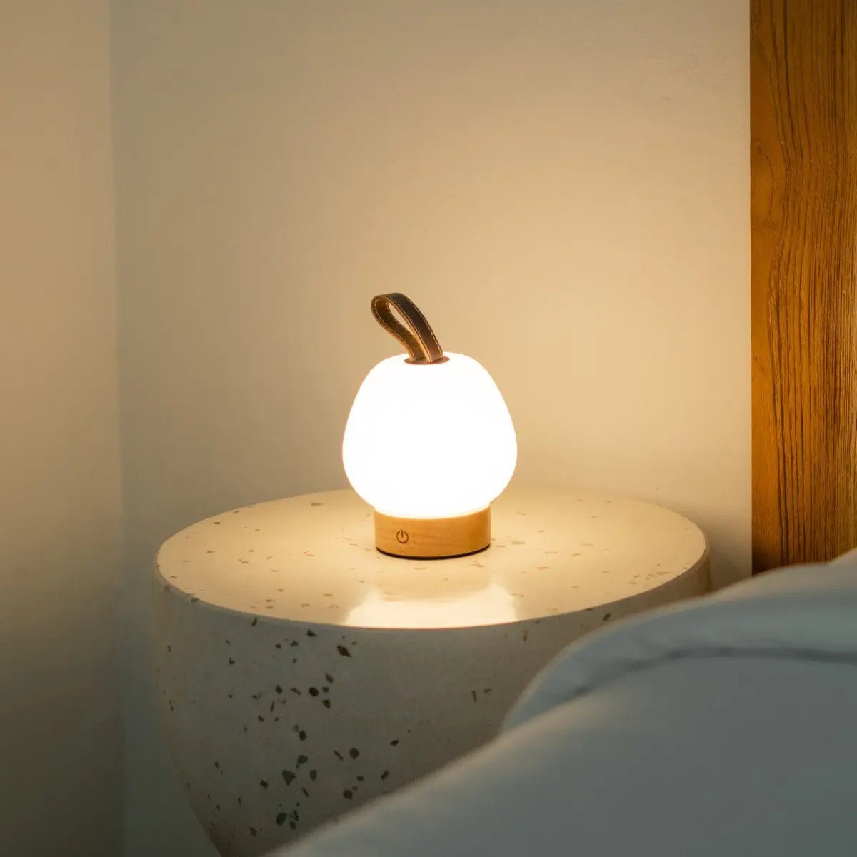 Cooper Light Brown Wooden Rechargeable Table Lamp – Cordless, Dimmable & Stylish Tavellio