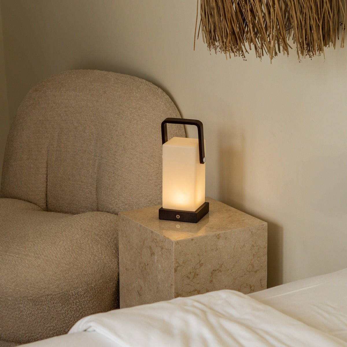 Harper Dark Brown Wooden Lamp – Cordless Rechargeable Table Lamp with Handle - Tavellio