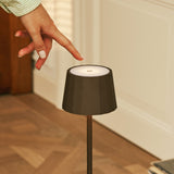 Lampe de table rechargeable Wouter Marron Moka – Chargement sans fil, intensité variable, autonomie de 120 heures