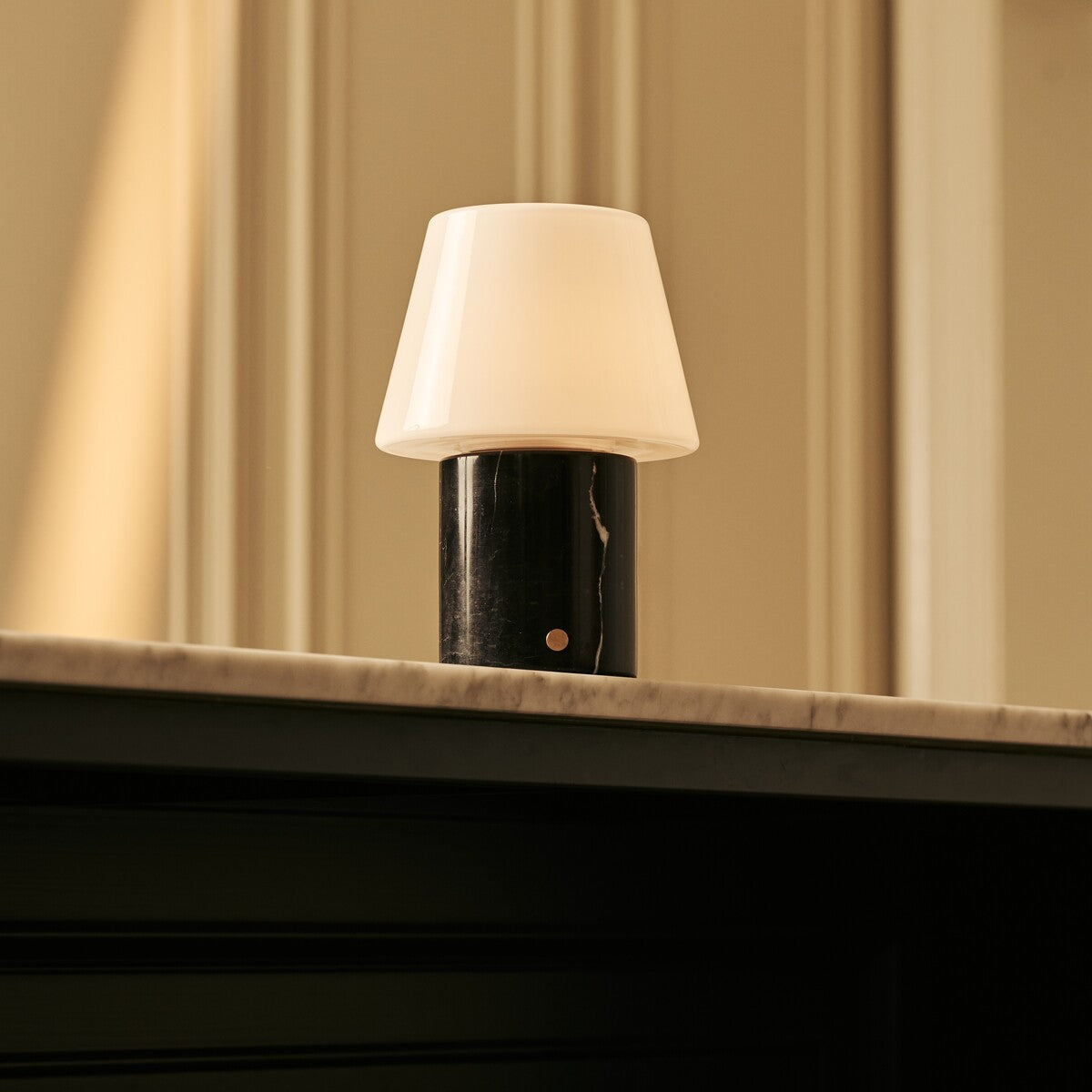 Hooch Black – Nero Marquina Marble Rechargeable Table Lamp | Versatile, 3 Light Modes & Modulair Lampshade