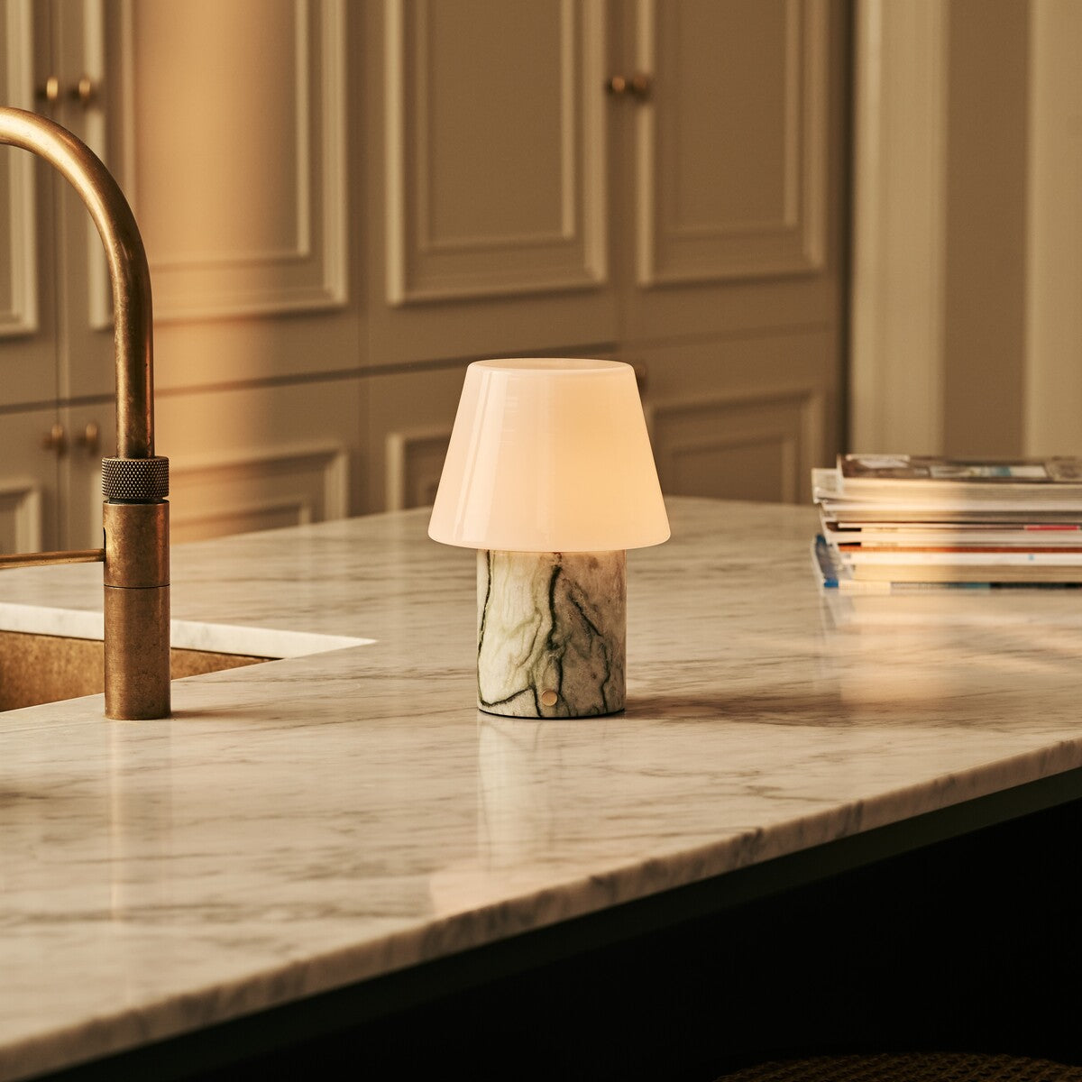 Hooch Green – Ice Green Marble Rechargeable Table Lamp | Versatile, 3 Light Modes & Modular Lampshade
