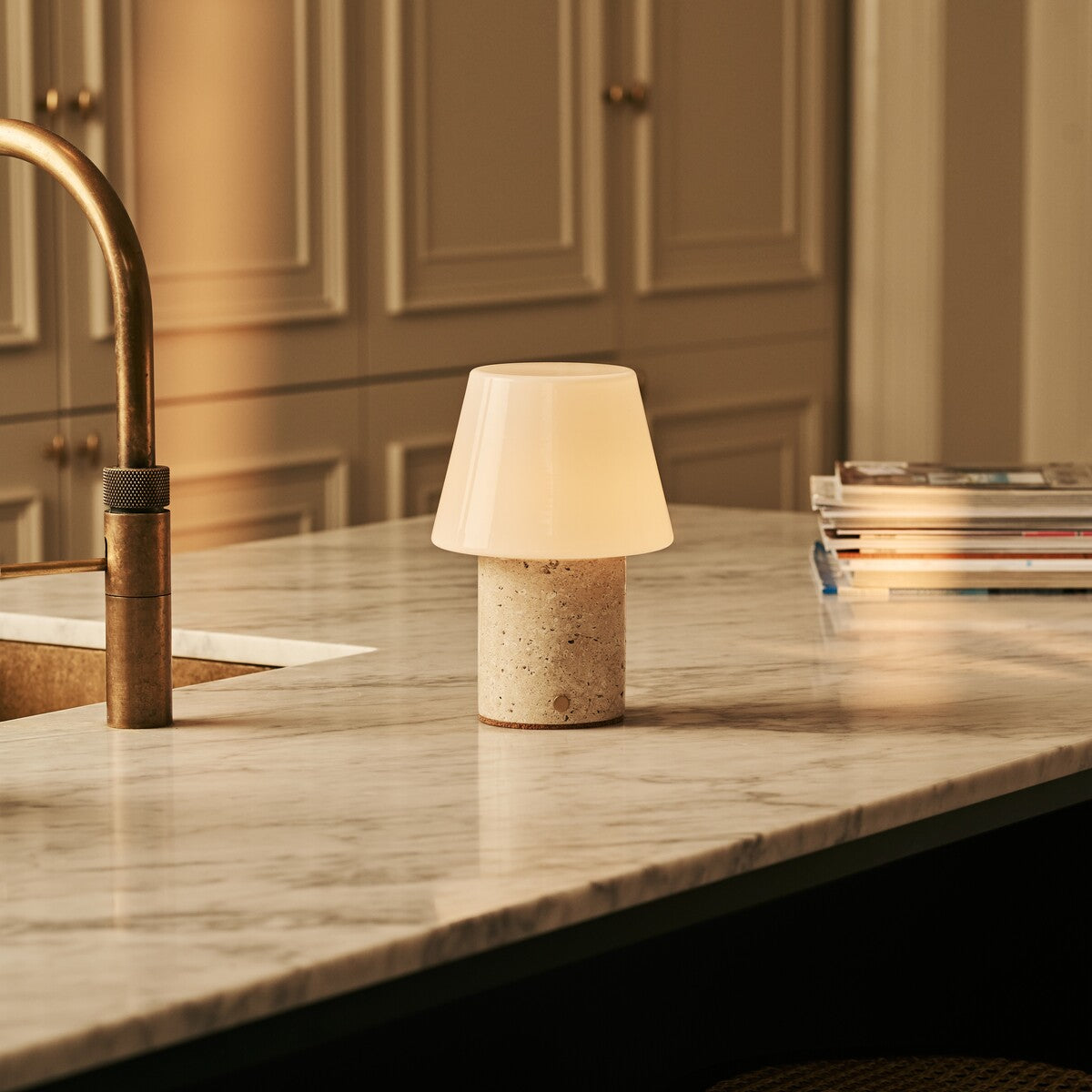 Hooch Beige – Travertino Classico Travertine Rechargeable Table Lamp | Versatile, 3 Light Modes & Modular Lampshade