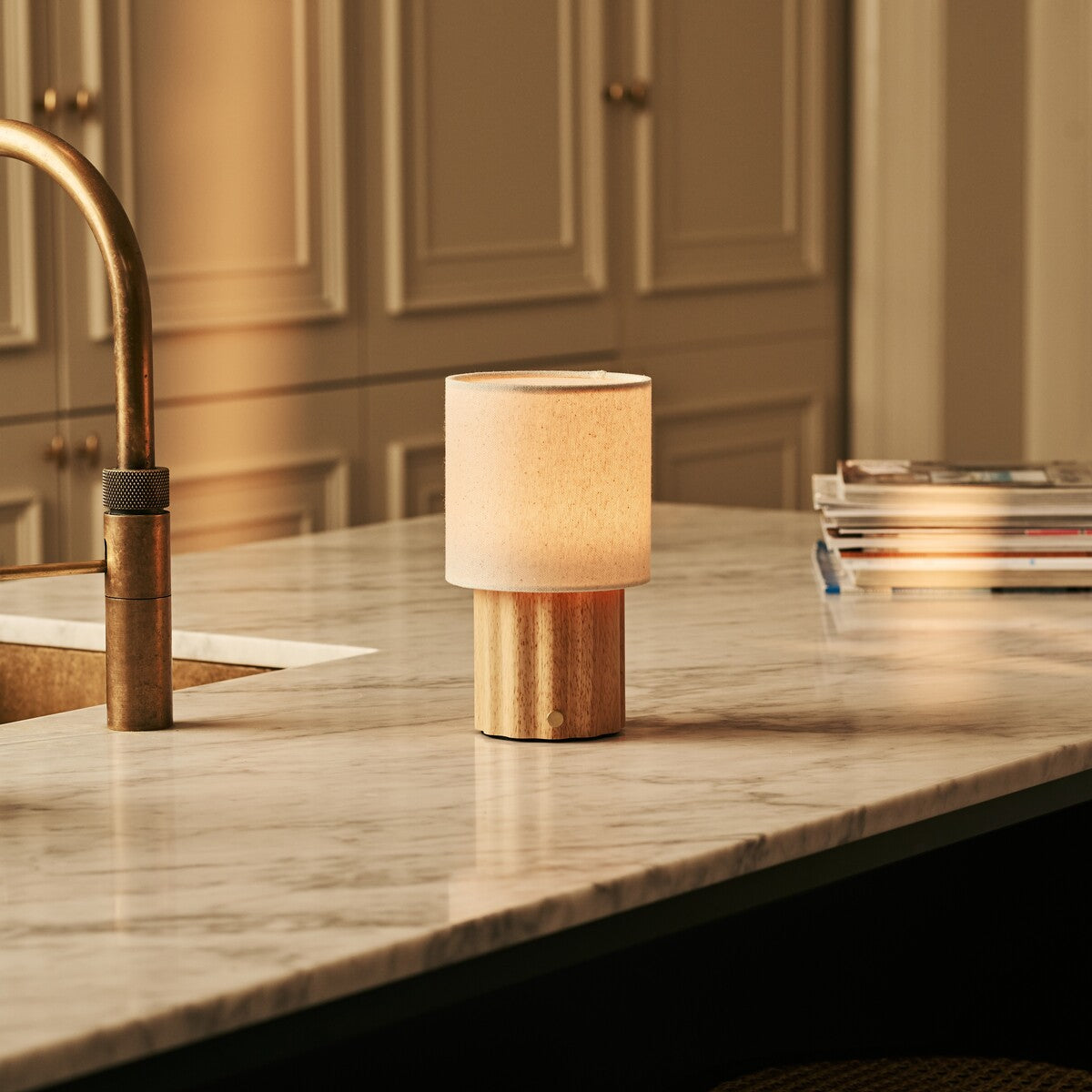  Jacqueline Light Brown Rechargeable Table Lamp | 3 Light Modes, Dimmable & Modular Shade