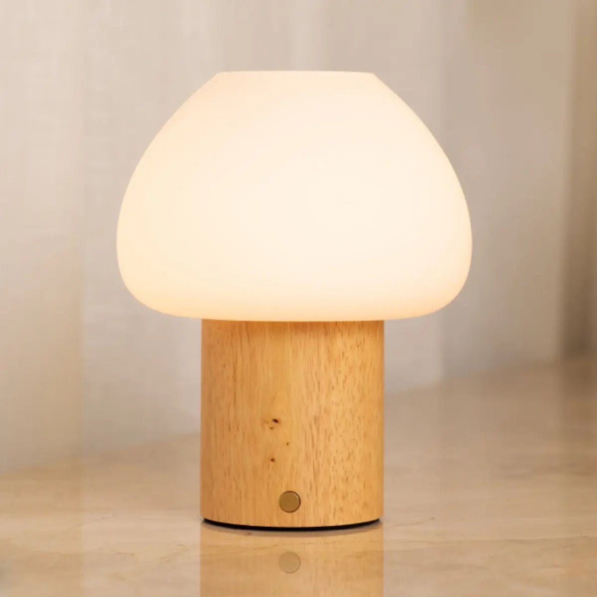 Fynn Light Brown Wooden Lamp – Rechargeable, Dimmable & Stylish Tavellio