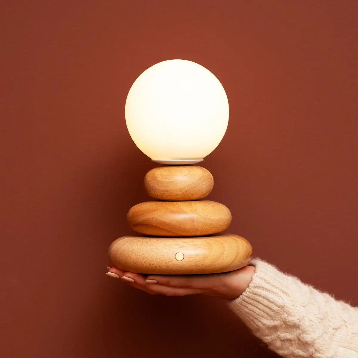 Isabella Wooden & Glass Rechargeable Lamp - Cordless & Dimmable Tavellio