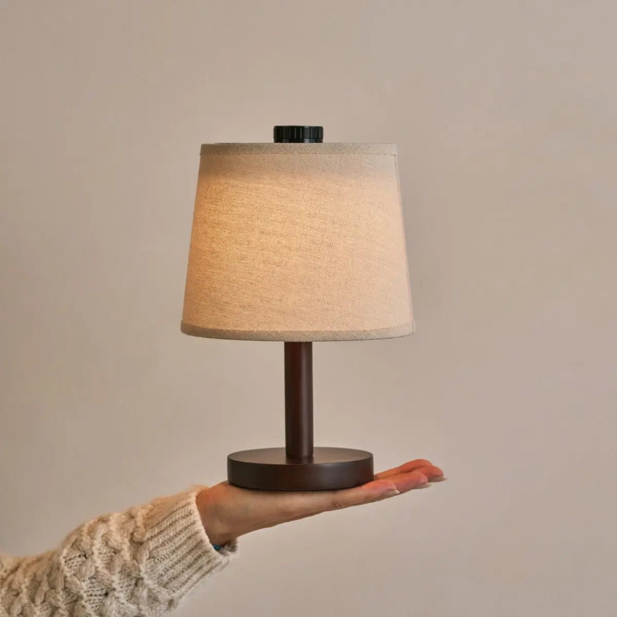 Rover Dark Brown Wooden Lamp – Rechargeable, Cordless & Dimmable Shade Tavellio