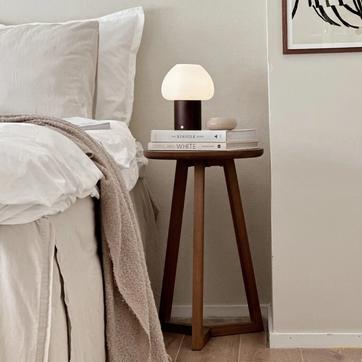 Fynn Dark Brown Wooden Lamp – Rechargeable & Dimmable Light Tavellio