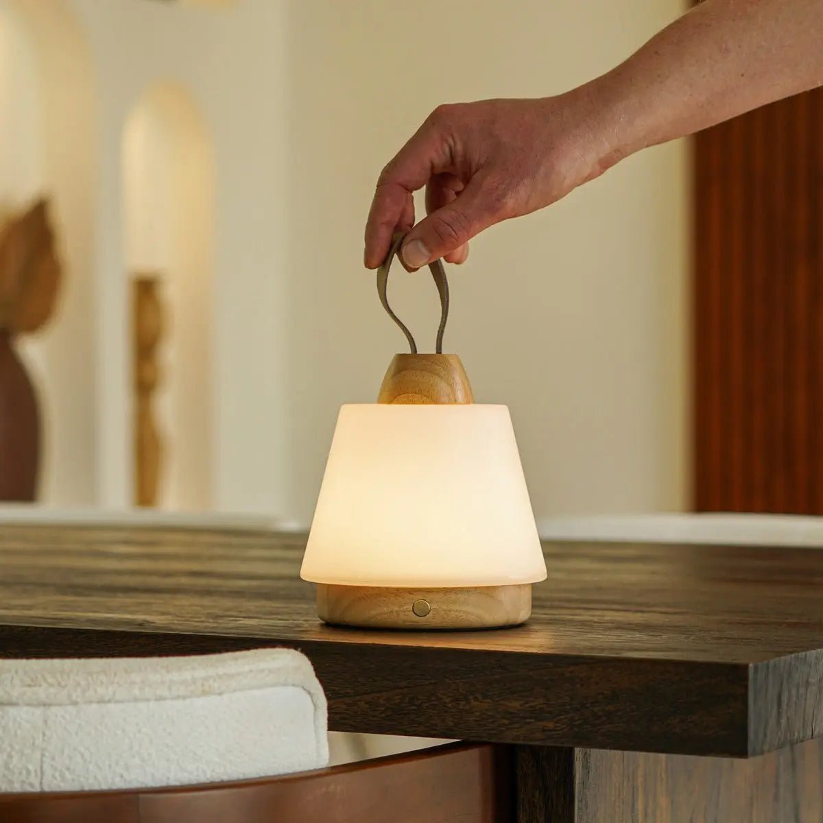 Liv Light Brown Rechargeable Lamp – Leather Strap, Dimmable, Cordless - Tavellio
