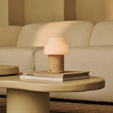 Pissarro Beige – Travertin Wiederaufladbare Tischlampe 