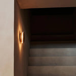 Lou Light Brown Cordless Wall Light – Rechargeable & Dimmable Touch Control – 2700K Warm Light - Tavellio