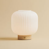 Lyla Lichtbruin Unieke Oplaadbare Lamp - Matglas & Houten Lampvoet, Dimbaar, 3 Lichtstanden