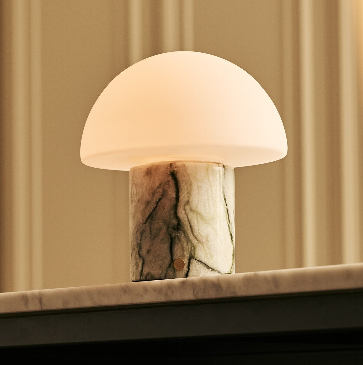 Maris Green – Ice Green Marble Rechargeable Table Lamp | Classic, 3 Light Colors & Dimming Function