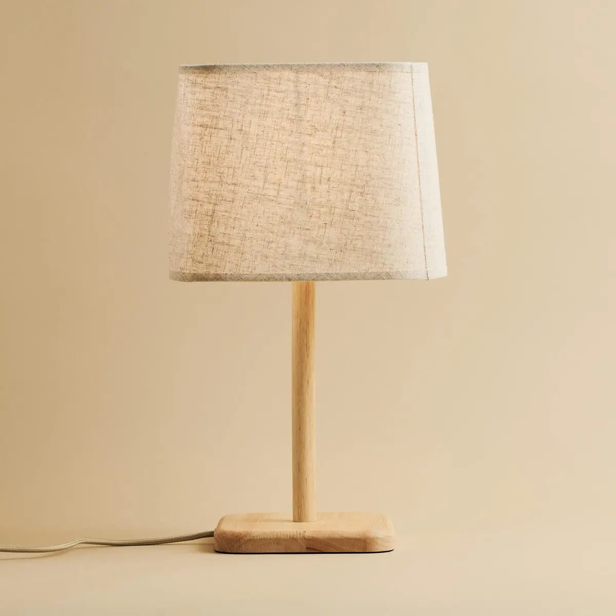 Marley Wooden Lamp with Beige Shade – Stylish & Organic Home Lighting Tavellio