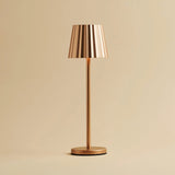 Combi Set Professional – 8 x Maya Copper Rechargeable Table Lamps & 1 x Central Station Wireless Charging Station with Qi-Technology – Perfect for Restaurants, Hospitality & Hotels Tavellio