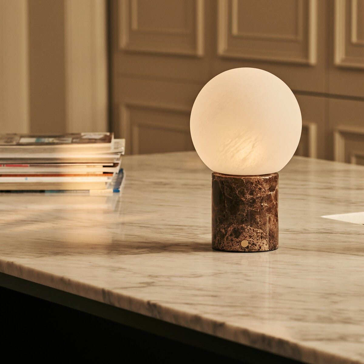 Metsu Brown – Emperador Dark Marble Rechargeable Table Lamp | Authentic, Dimmable & Up to 100 Hours of Light