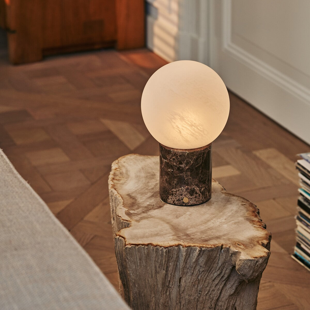 Metsu Brown – Emperador Dark Marble Rechargeable Table Lamp | Authentic, Dimmable & Up to 100 Hours of Light